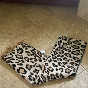H&M Leopard Print Scarf